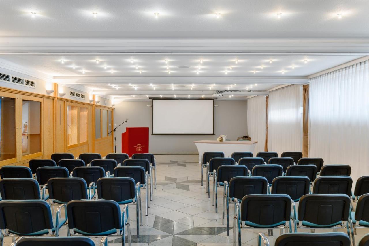 Aranyhomok Business City-wellness-hotel Kecskemét