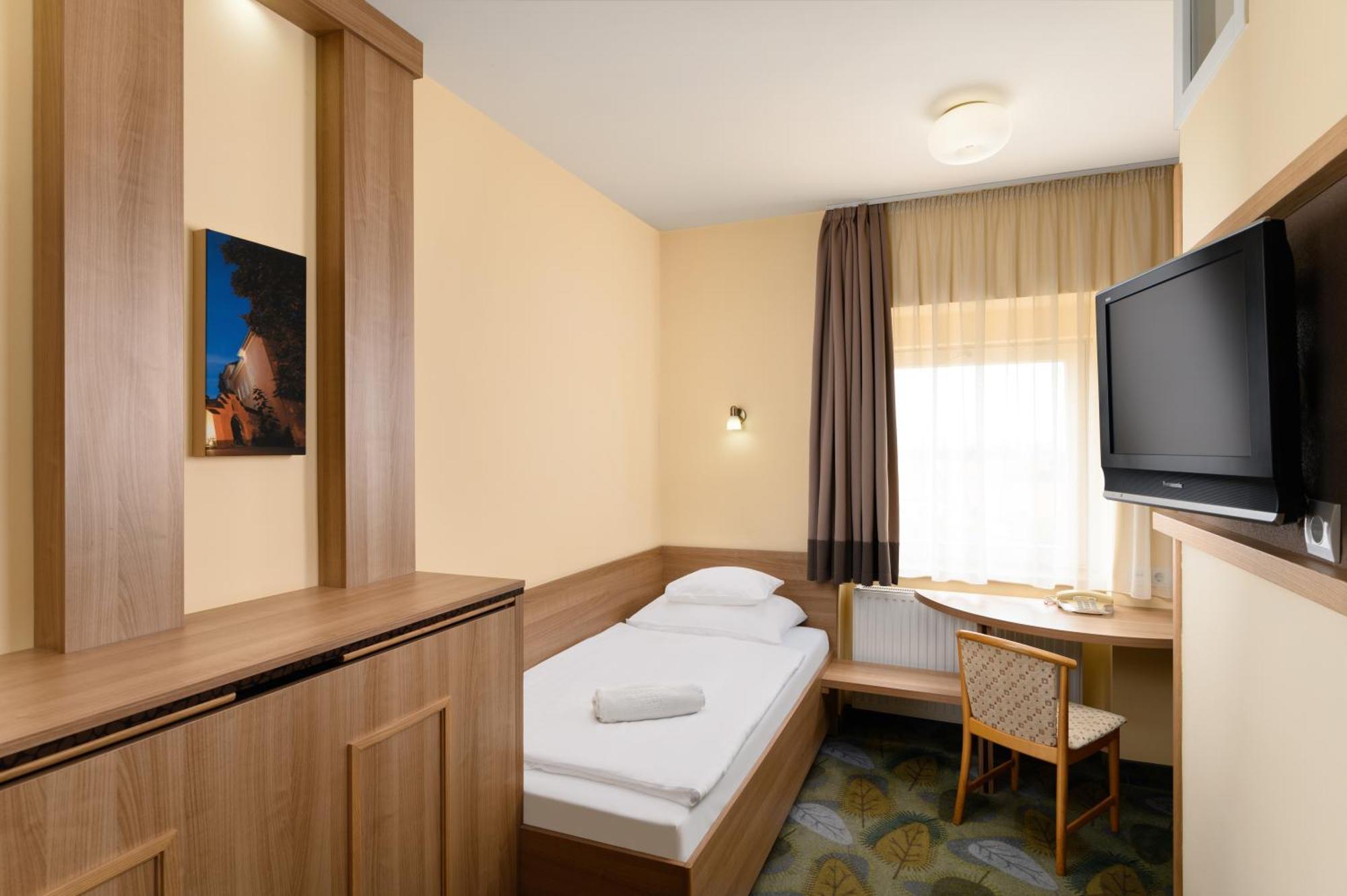 Aranyhomok Business-city-wellness 4* Kecskemét